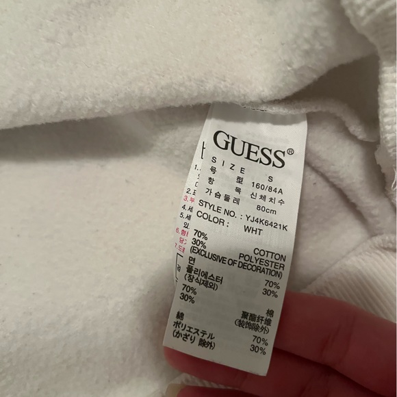 Black and white guess sweater with logo - Picture 5 of 5